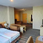 Riviera Hotel 3*