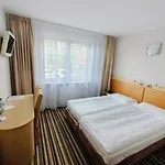 Riviera Hotel 3*