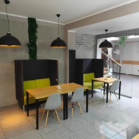 Riviera Szálloda 3*